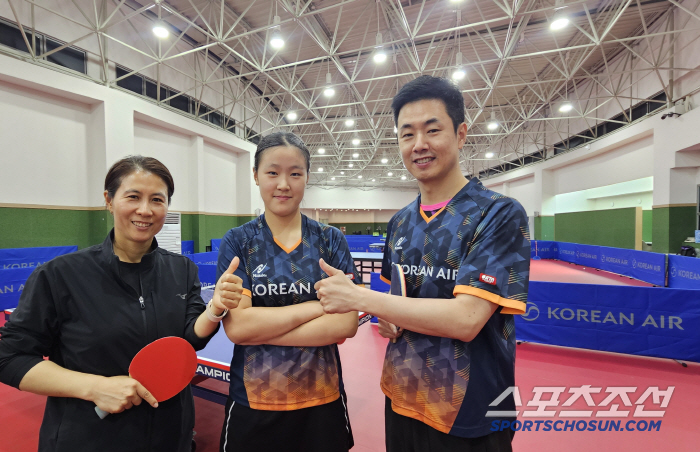 Shaved Joo Se-hyuk X Kim Kyung-ah's student, Korean Air ripped Lee Seung-eun! First advance to the semifinals of the professional table tennis league singles! 18-year-old defensive god sensation 