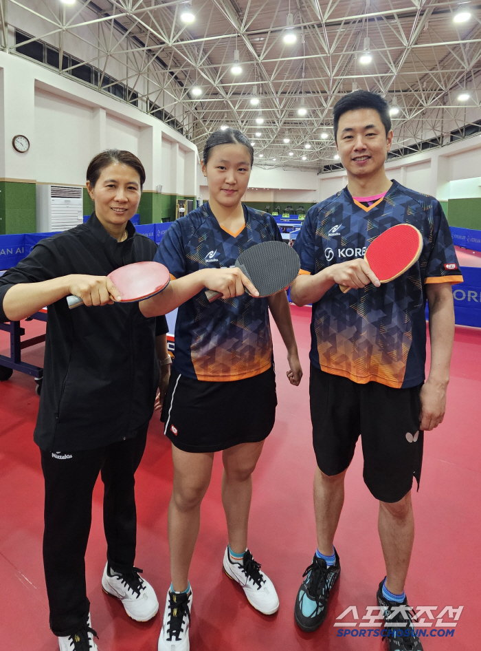Are you a striker or a defender? 18-year-old defense Shin Sung Lee Seung-eun's rebellion, going to the first round of the professional table tennis league!
