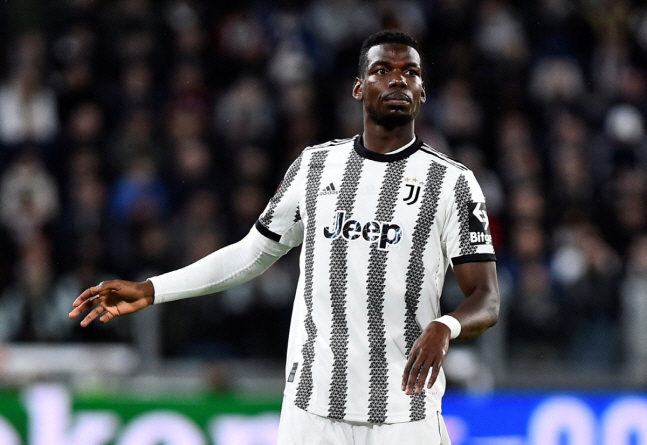 Best friend Lingard Sorry Non-official BBC → HERE WE GO again...Pogba signs two-year contract for Monaco → Fati from Barca, motive to join League 1
