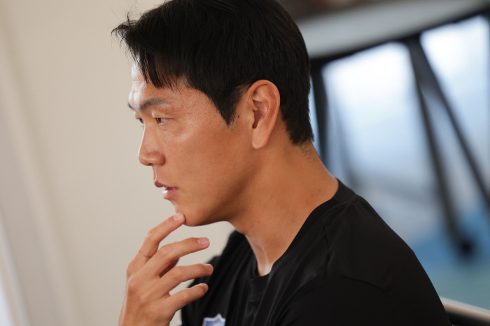  Escape is a controversy over Kim Ki-hee in the order of intelligence → Ulsan Captain Kim Young-kwon...It's okay, but it's not a victory. It's a miracle incarnation