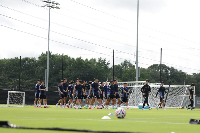  Escape is a controversy over Kim Ki-hee in the order of intelligence → Ulsan Captain Kim Young-kwon...It's okay, but it's not a victory. It's a miracle incarnation
