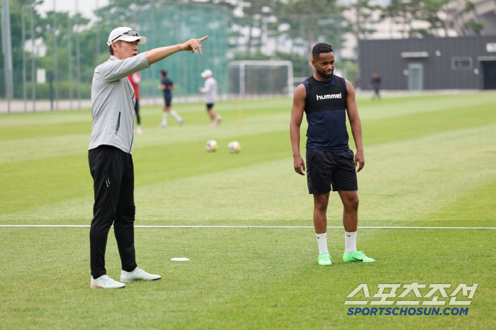 Suwon FC hunting raccoon today, Sharp Kim Eun-joong's determination X Andersson's future
