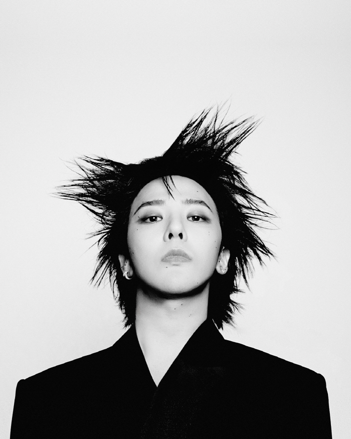 G-Dragon Apologizes for Tardiness at Highball Launch Event, Makes 880 Million Won Donation for Youth Alcoholism Treatment