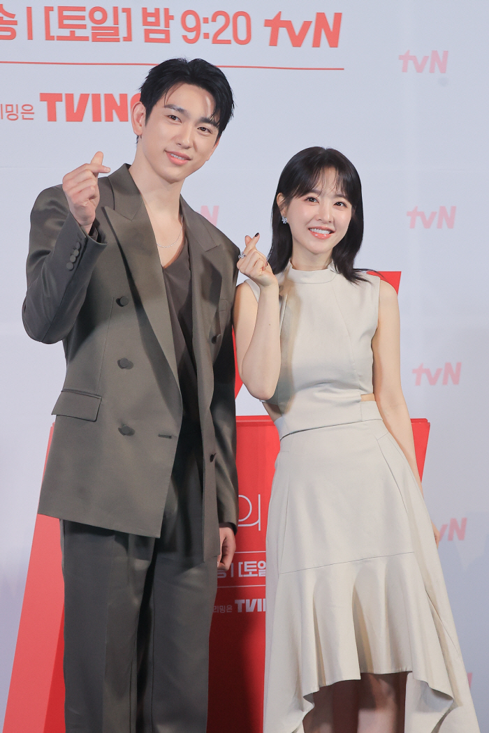  I like you a lot…Park Jin-young ♥ conveyed his sincere feelings to Park Bo-young (Unknown Seoul)