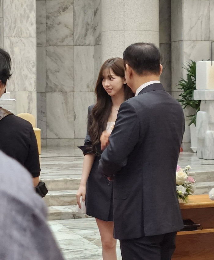 Karina, your intentions are automatic..There's a lot of noise at my sister's wedding