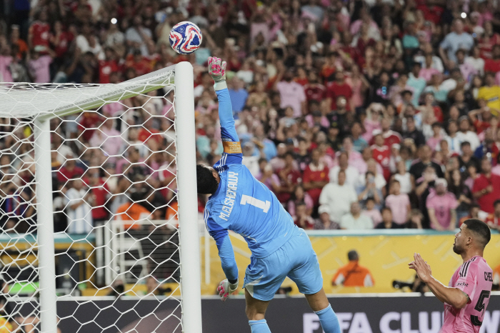 Messi, full-time  goal twice, drew 00 in the opening match of the Club World Cup with Inter Miami and Al Ahli 