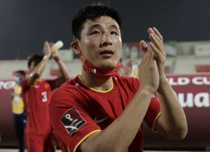 Son Heung-min of China leaves after failing to play once in the World Cup with 1.4 billion soccer fans' hearts, and plans to retire from the national team → to say goodbye
