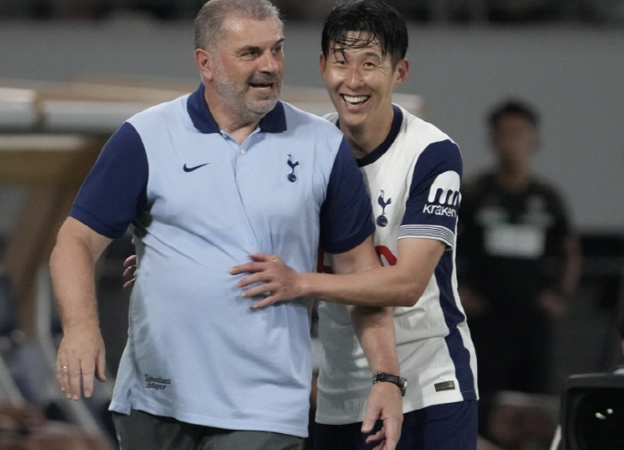 Sonny, it's all acting! Son Heung-min, who even said goodbye to him, always criticizes him like that