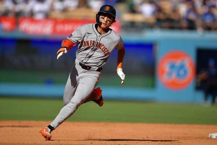 Are you okay? The normal Maginot Line has collapsed by 207 percent! Unusual SF Lee Jung-hoo's batting slump, already on the decline for a month. What's the problem?