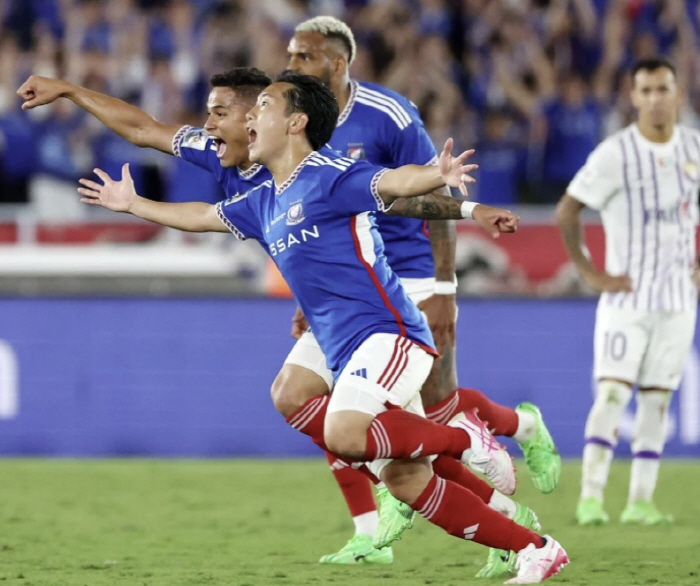 Even fans have never seen an emergency in the history of Sigham Club. J-League's prestigious list continues to fall without a floor → The new coach was fired in a month