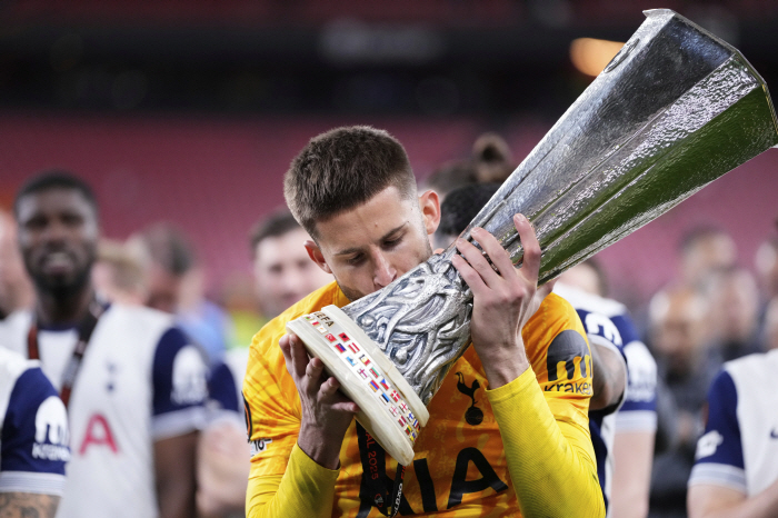 Even if Frank is the coach, he's going to sell the roots of the pillar. Following Son Heung-min, GK Vicario is also being sold, is there an alternative?