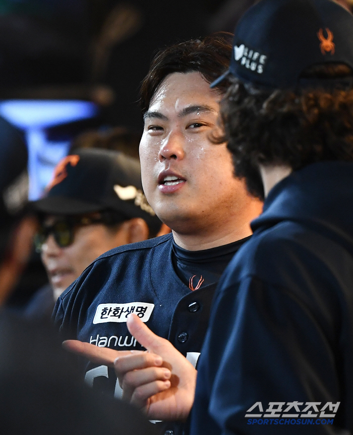 Is it a team that was 14 starters? What happened in a year...You can't tell without Ryu Hyunjin