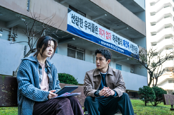 Noise director Kim Soo-jin Lee Sun-bin, please recommend horror YouTube content...I have a high understanding of genres