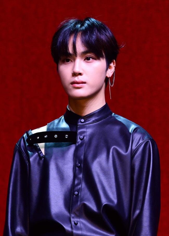  THE BOYZ Ju Haknyeon suspends activities for personal reasons (Full Story)