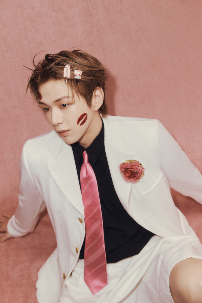 Kang Daniel Unveils 6th Mini Album ‘Glow to Haze’ Ahead of Military Enlistment