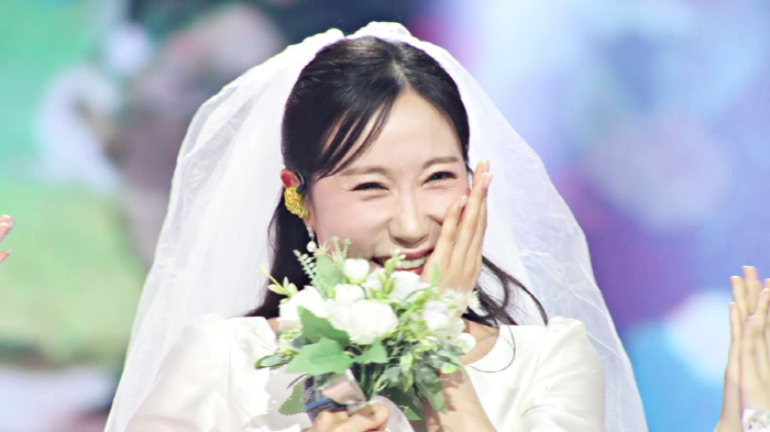 Star love, everyone, I'm getting married...They set me for September 20th Surprise announcement (Korea-Japan Top 10 Show)