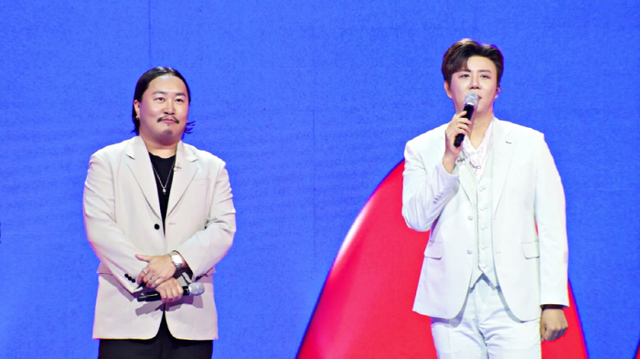 Star love, everyone, I'm getting married...They set me for September 20th Surprise announcement (Korea-Japan Top 10 Show)