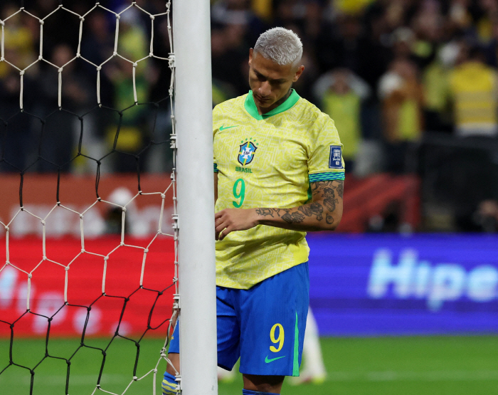 Tottenham fans outraged, call for £60m star break-up Frank, stop selling him