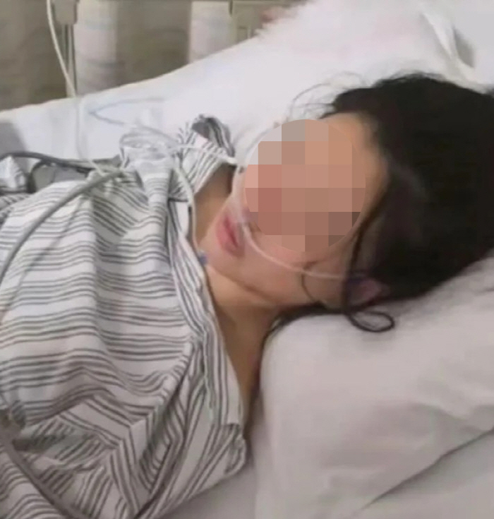 Woman stabbed 20 times, lived thanks to breast prosthesis