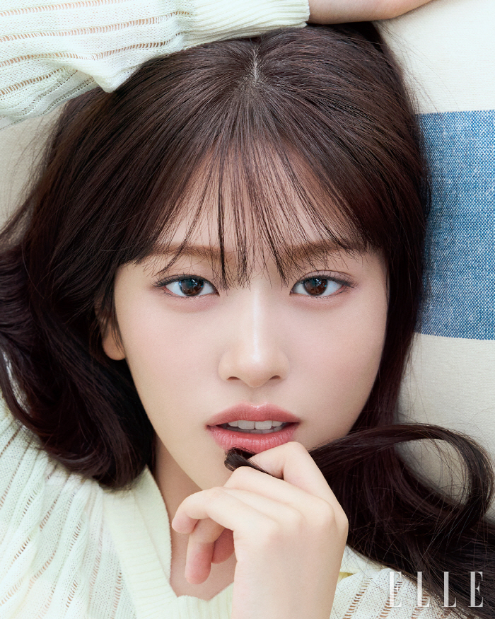 An Yujin Radiates Refreshing Charm in Elle Korea Pictorial