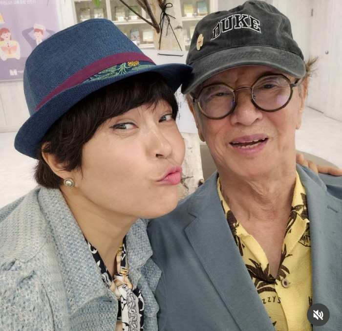 Cho Hye-ryeon choked up by the slimmed down '76-year-old' Jeon Yoo-sung, 'I pray for your health.'