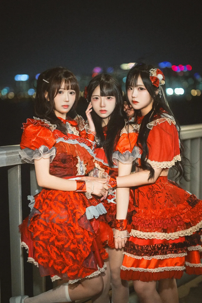 Girl Group IHOTEU Disbands Amid Internal Turmoil Following Contract Termination