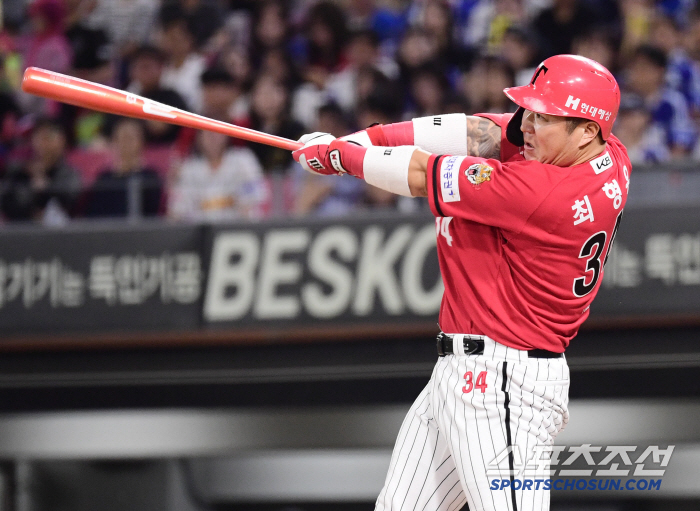 Finally, QS Kim Do-hyun is thrilled with three wins, KIA's three consecutive wins...Choi Hyung-woo and Kim Ho-ryeong exploded with 6 RBIs!