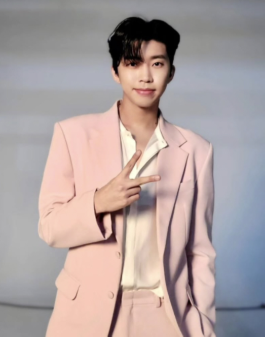 Hero's Return...Lim Young-woong appears in performances and entertainment shows in the second half of his regular comeback in 3 years 