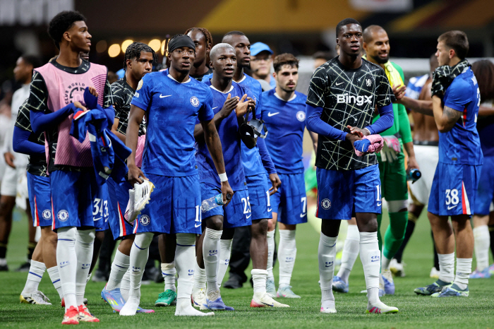 Is it indifference or a certain blame? 50,000 seats empty in the stands against Chelsea LA at the Club World Cup 