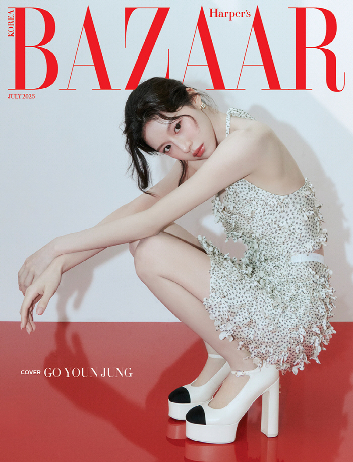 Ko Yoon-jung, Chanel Ambassador's first pictorial..'Heart fluttering like a rookie'