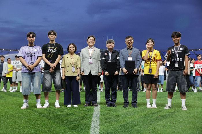 National High School Anti-Soccer Competition 2025 Nexon Champions Cup in Jeju, held a launching ceremony and began in earnest