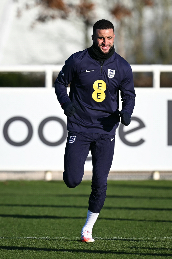 The next time we meet, Man City legend defender Kyle Walker is dramatically close to signing Everton. Man City Farewell After 8 Years