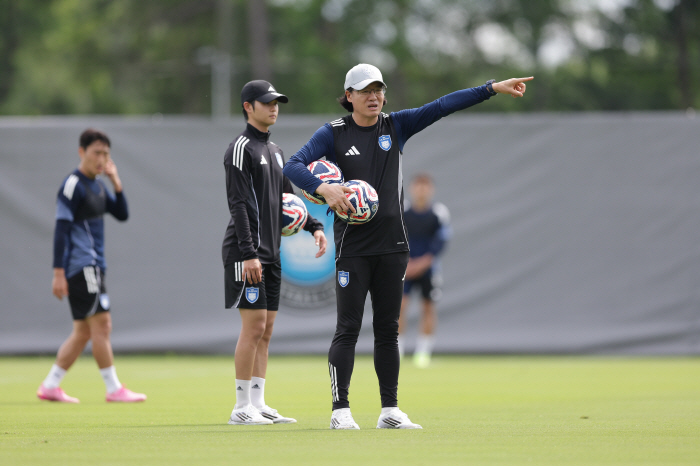 Finally, Ulsan. Director Kim Pan Gon's evaluation of the weakest team? I don't care about players… Representative, K League's competitive performance