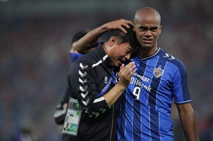 How long has it been? K-League top scorer → ACL winner Shinhwa, team member Junio's Ulsan pride will go to the round of 16 with 1 win, 1 draw and 1 loss