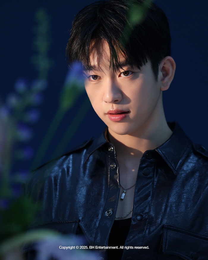 Park Jinyoung Stuns in New Behind-the-Scenes Pictorial