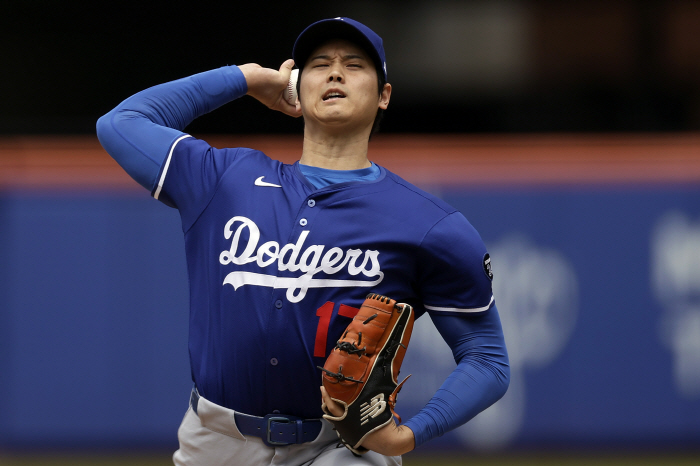 The whole world is watching! Ohtani announces the resumption of pitching and hitting, will he take the big league mound for the first time in 663 days and throw 100 miles