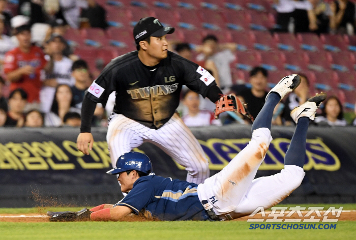 30→46→86→8→88→98 Chirinos 6 runs betrayed → Overcome the tie of consecutive errors. LG and Hanwha are again 0.5G apart with a lucky ground ball to win 9-8.