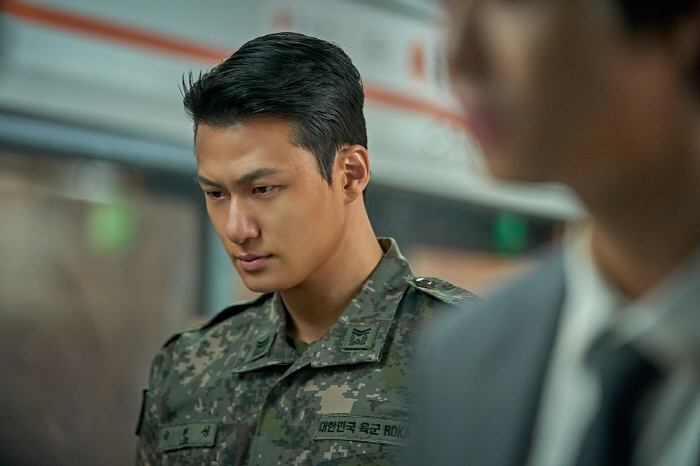 Ahn Hyo-seop and Lee Min-ho Collide in First Look at ‘Omniscient Reader The Prophet’