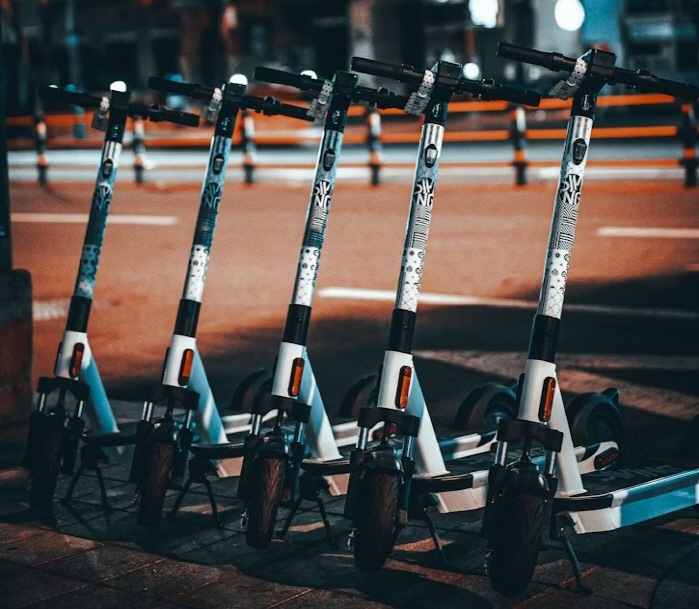 Bicycle and electric kickboard accidents are on the rise, and even if you don't have wounds at Himchan Hospital, you should visit the hospital if you have swelling