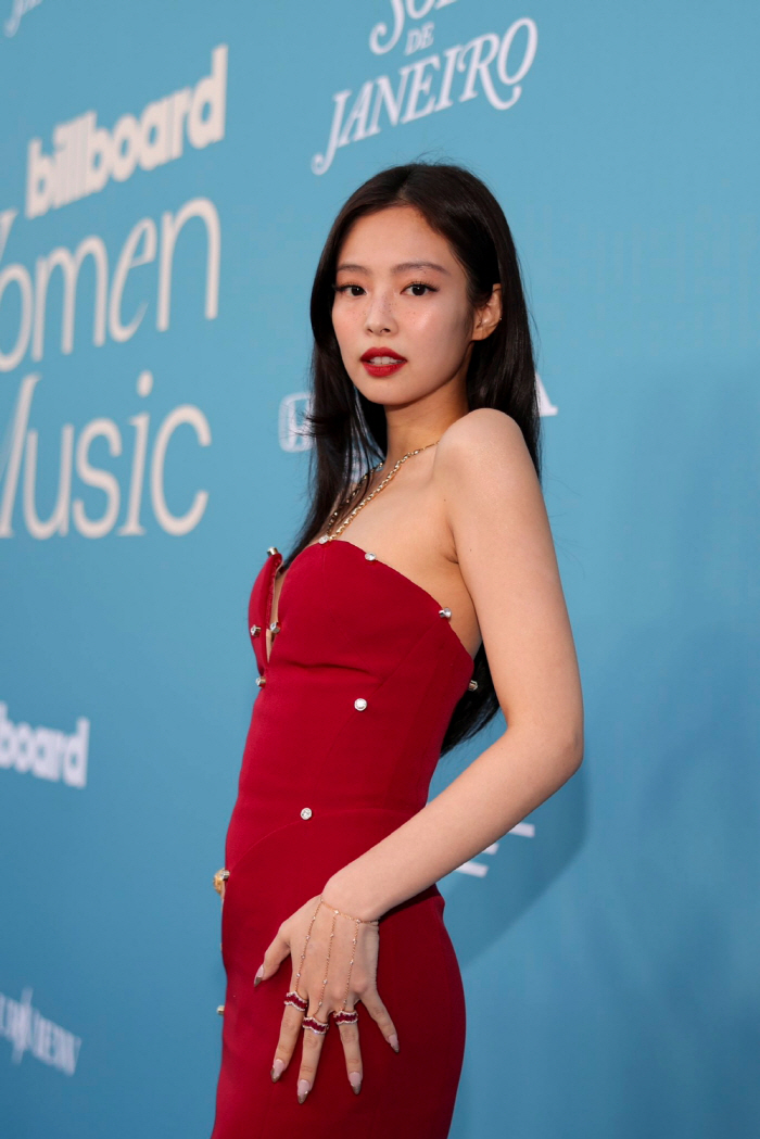Jennie Shuts Down False Father Claim in Court Victory
