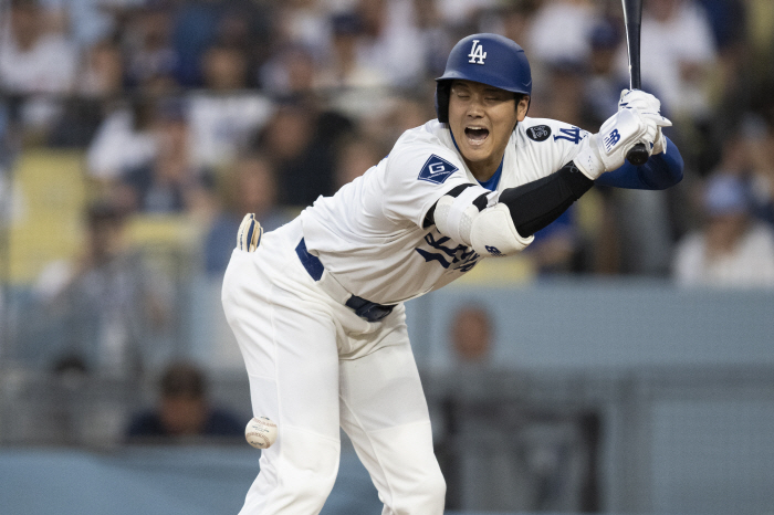 How dare you guess our Ohtani? Los Angeles Dodgers manager Roberts is outraged by the empty ball situation. It's the ending of the first season