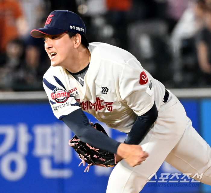 How to create a hero in a difficult time Hong Min-ki 155km Park Jae-yeop Final Three Run, the two of them ripped itLotte stops No. 1 Hanwha from winning 6 consecutive games
