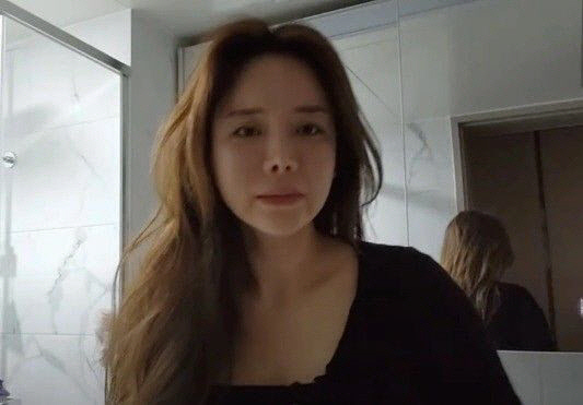 Imbley, I'm sorry for being a shameful mother who died during a live broadcast, leaving only two daughters and the second anniversary of tears