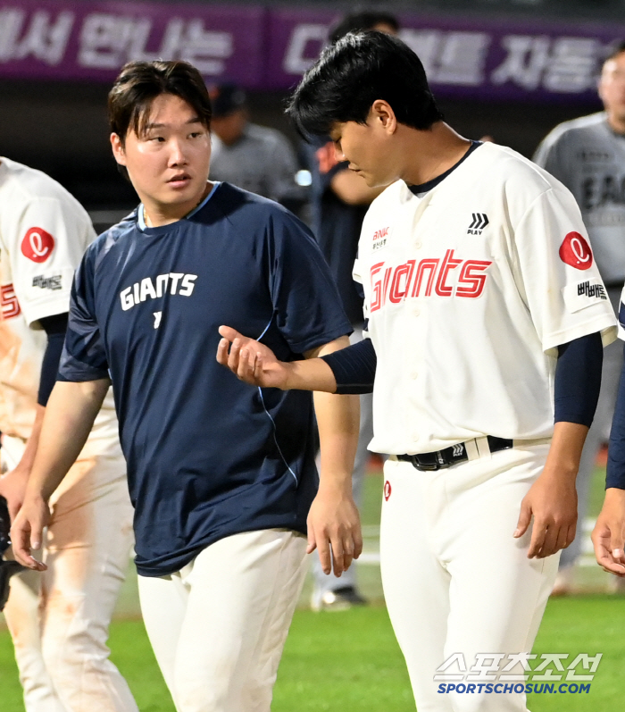 It is said to be for real use, but Son Ho-young was injured, why did Lotte call up a former baseball entertainment player? 