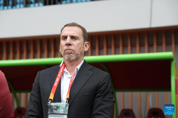 It wasn't Shin Tae-yong, the new head coach was promoted to U20 coach, temporary system for the East Asian Cup