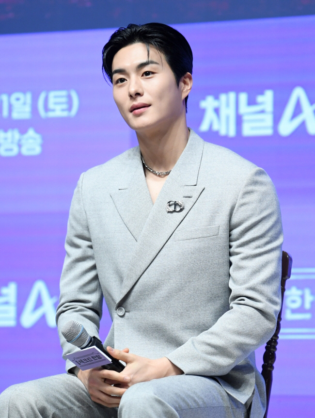 Jeong Geon-ju's first re-appearance in 'Hong Seok-cheon's Jewel Box' 'Please find a lot of people in the industry.'