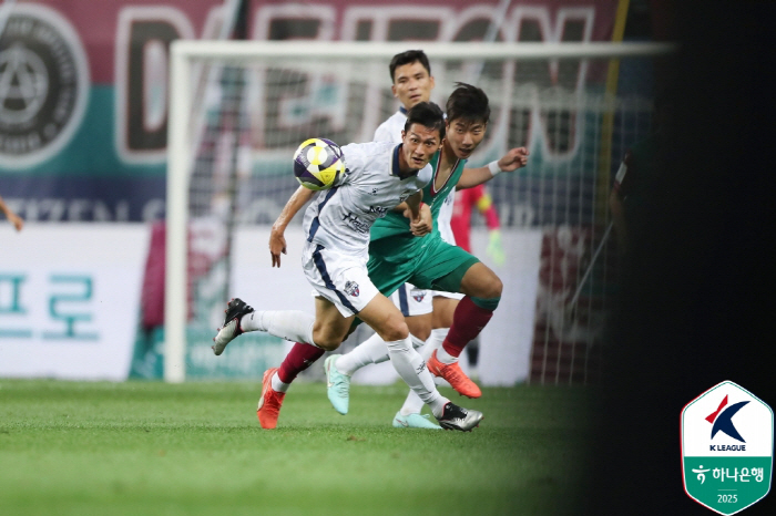 Joo Min-gyu, Kim Kyung-joon hits the goal post  Lee Soon-min leaves Daejeon, Kim Chun, 00 Moo 