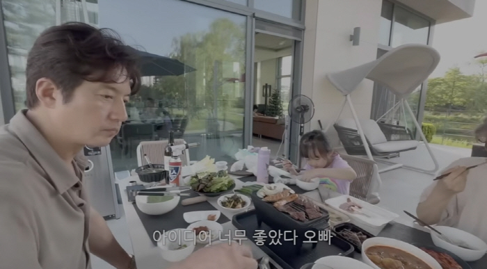 Jung Joon-ho ♥ Lee Ha-jung, 10 billion second house beef party golf course view is more delicious