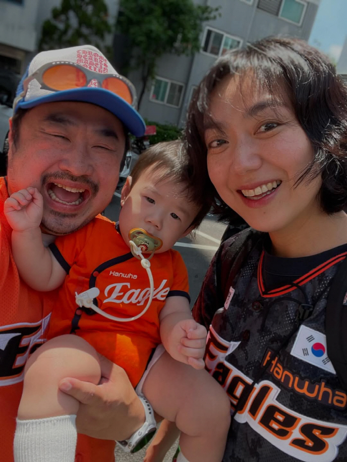 Kang Jae-jun ♥ Lee Eun-hyung, only nine months after giving birth, burst into happinessPork Belly T-Shirt Sales Decision