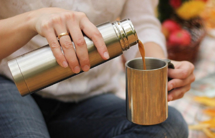 Man dies of heavy metal poisoning after 10 years of rusty thermos